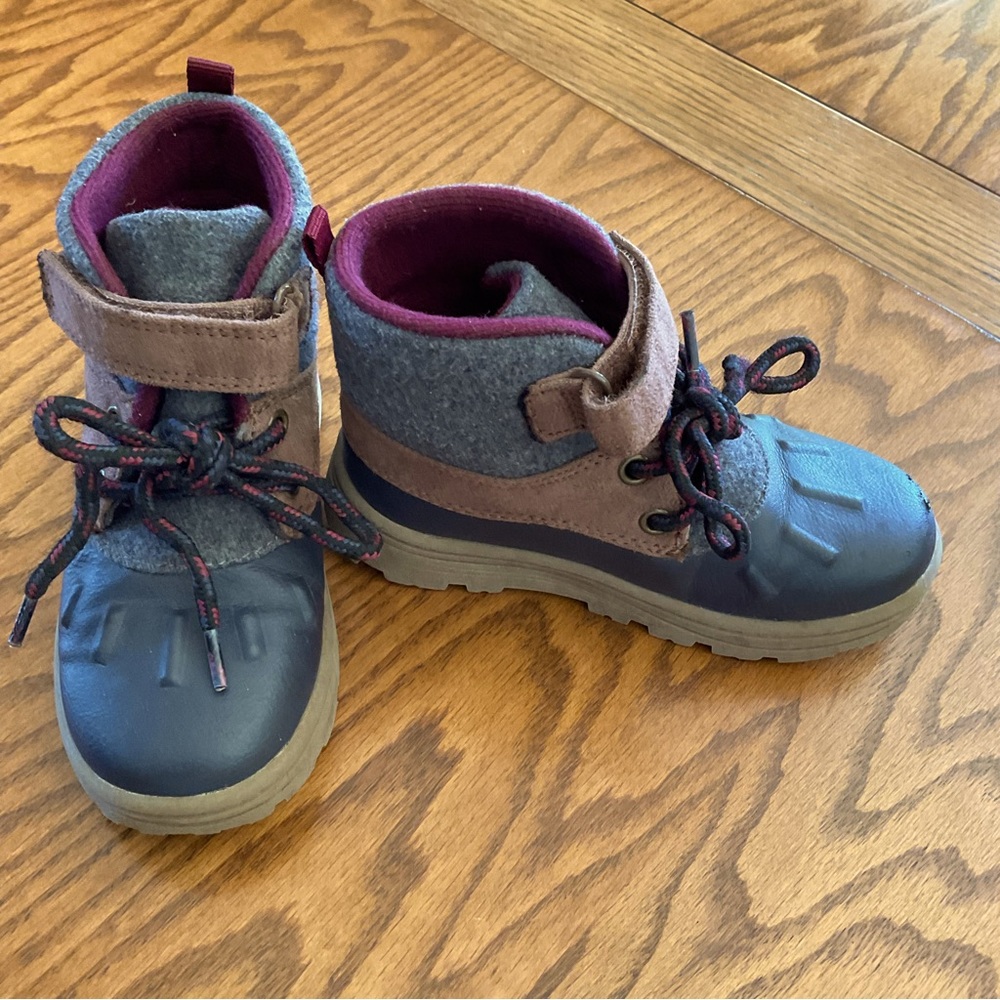 Carter’s Little Boy’s Bootie Boots, Sz 9